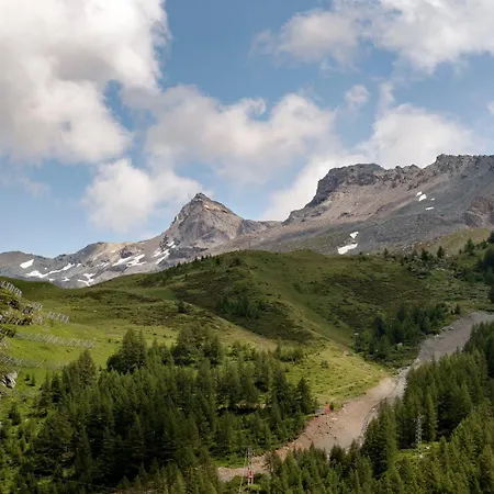 Hellochalet - Maison Reve Blanc - To Door With Matterhorn View *